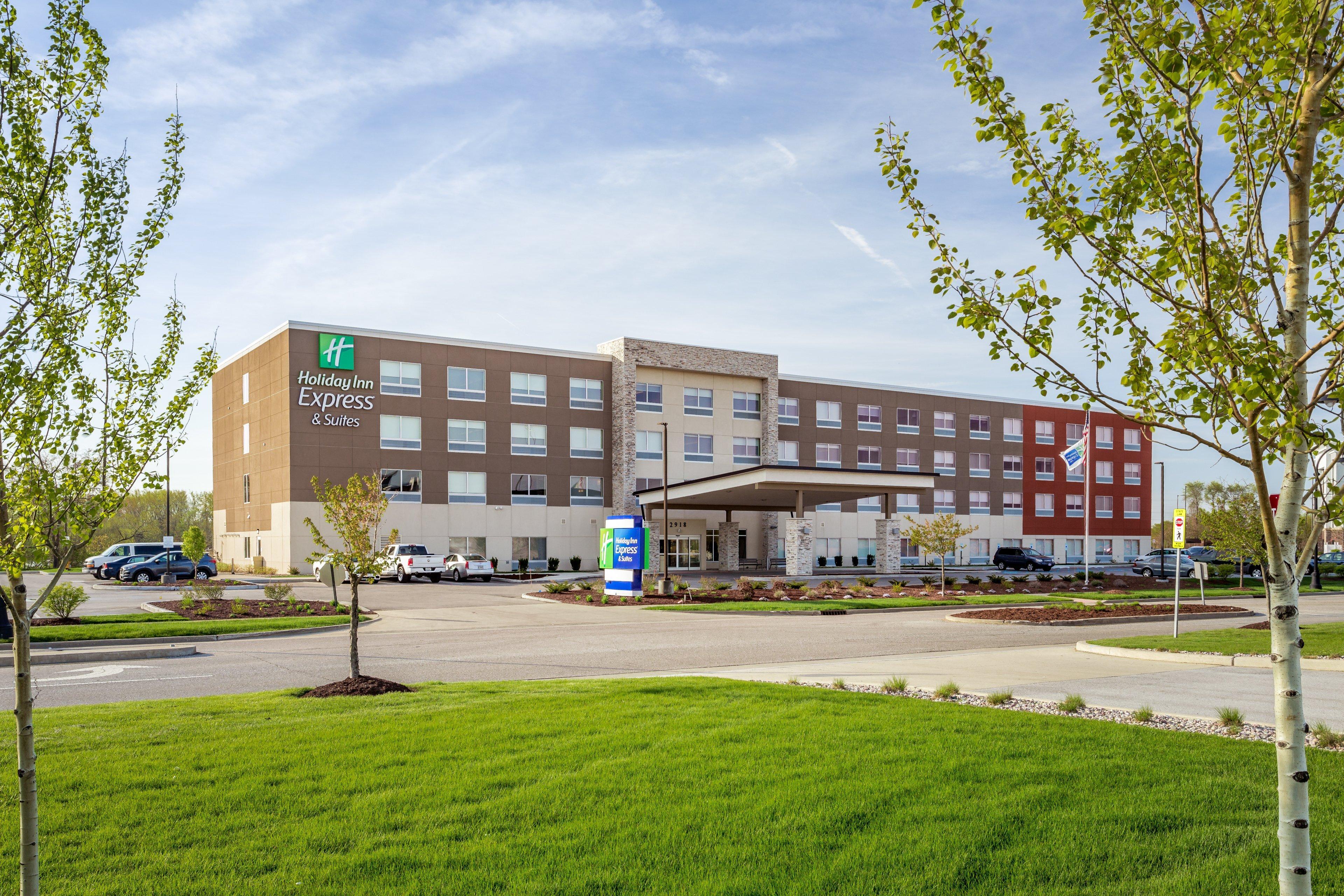 Hotel Express & By Ihg