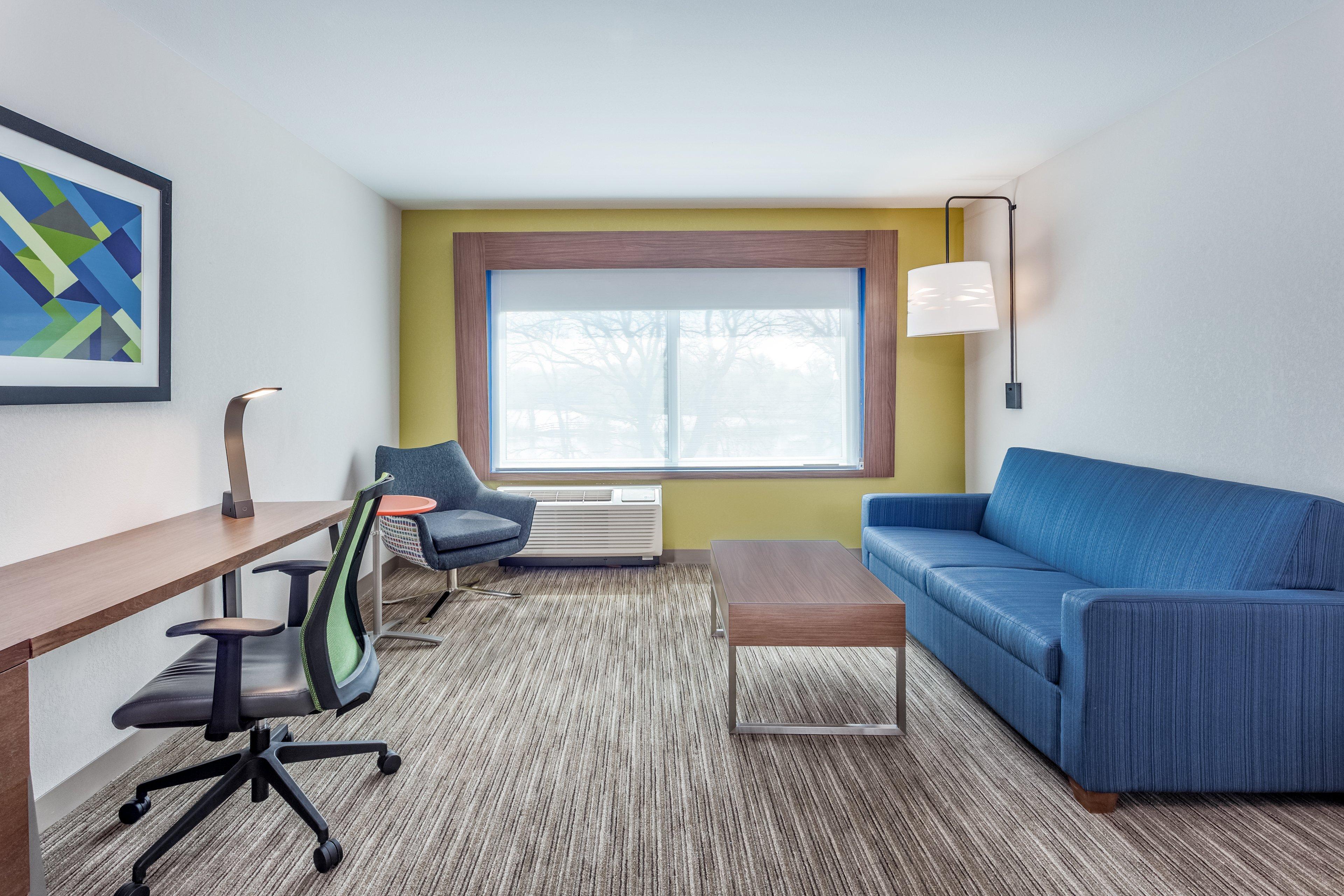 Express & By Ihg Hotel 3*