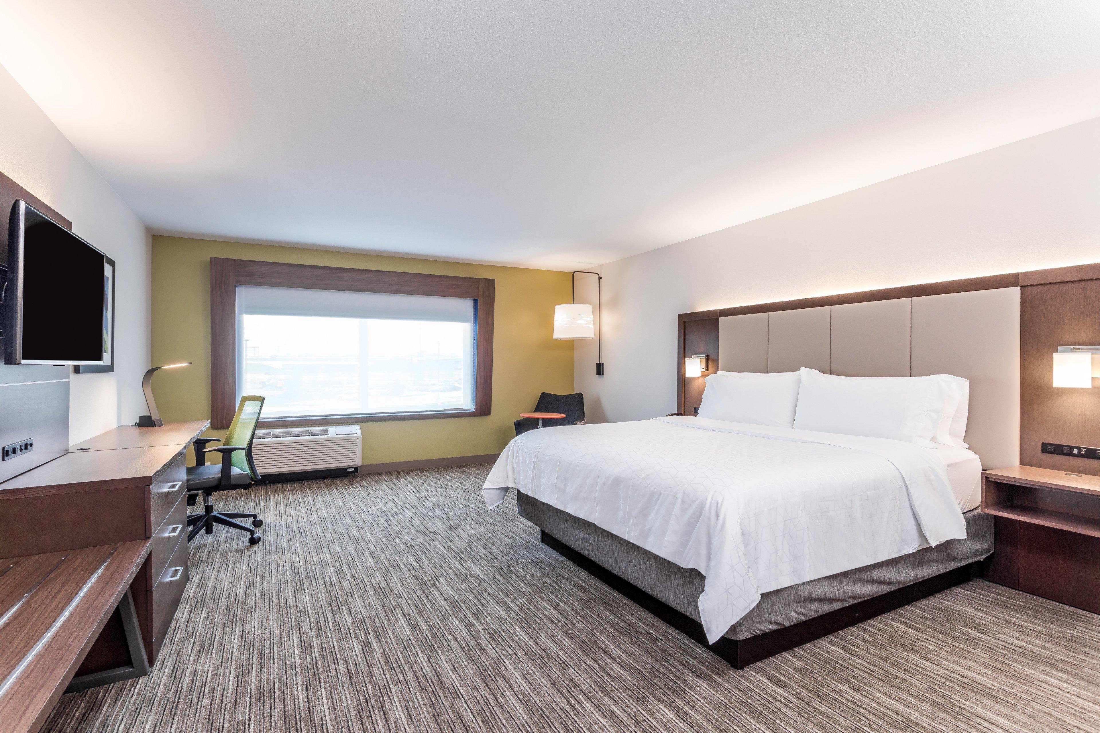 Express & By Ihg Hotel 3*